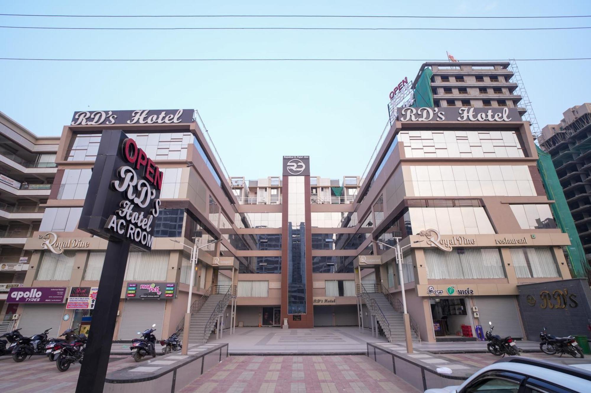 Rds Hotel 아흐메다바드 외부 사진